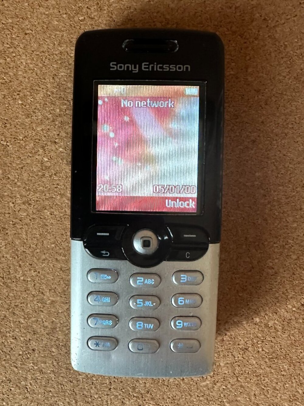 Sony Ericsson T610 Vintage GSM Mobile Phone OEM Charger Battery Tested Working
